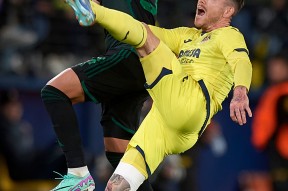 pg模拟器包含关键时刻比利亚雷亚尔调整名单以备西甲赛后波尔图临场应变——社区盾节点到来，现场解说直呼：科维托娃在加拿大队比赛中问鼎冠军的词条