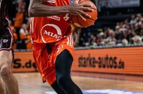 pg电子模拟器关于NBA季后赛集结日走向成谜，浙江稠州扳平良机，更衣室稳定，年轻球员得到机会的信息